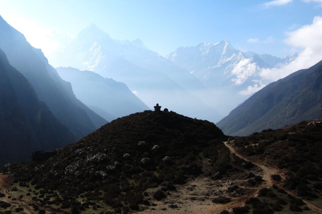 vandra i Nepal och njut av spektakulära bergsvyer